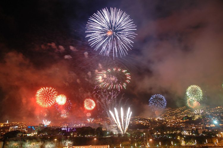 Feuerwerk über Madeira