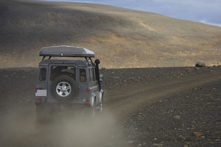 Ein Jeep ist in Island unerlässlich