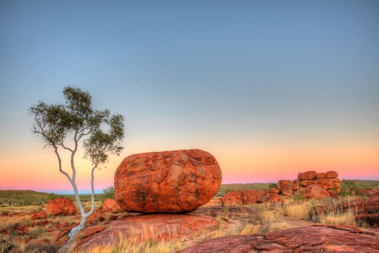 Devil's Marbles 