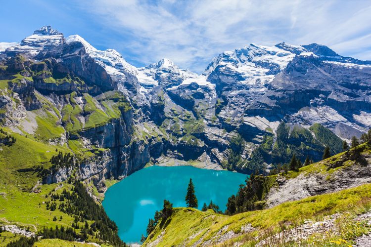 Blick auf den Oeschinensee