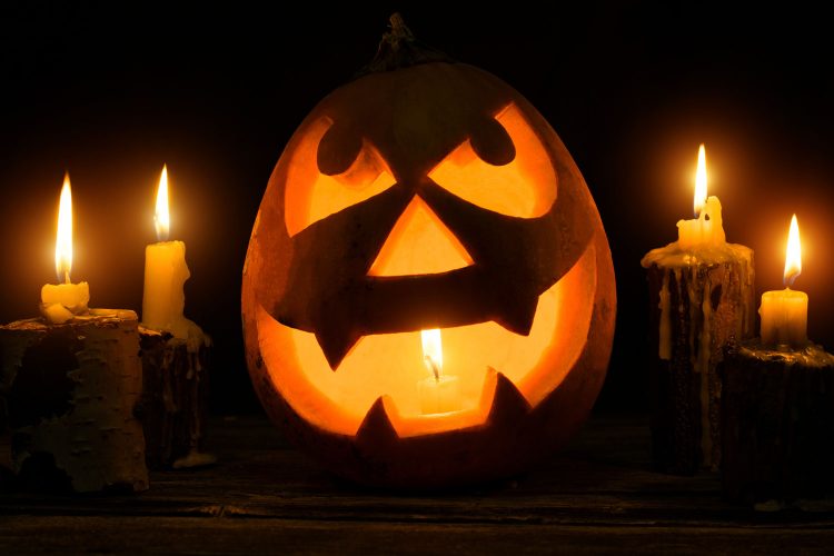 Auch in Schweden gehen die Kinder an Halloween von Tür zu Tür