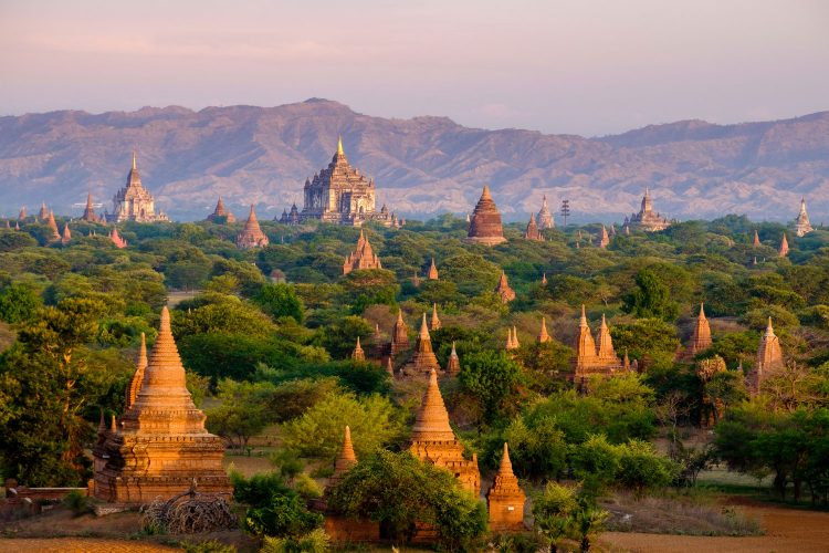 Historische Tempelstadt Bagan