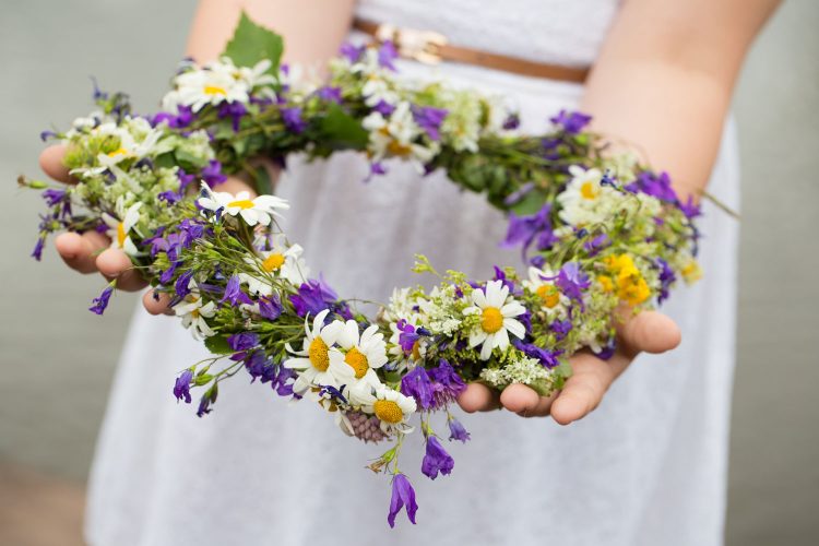 Blumenkranz für Mittsommer