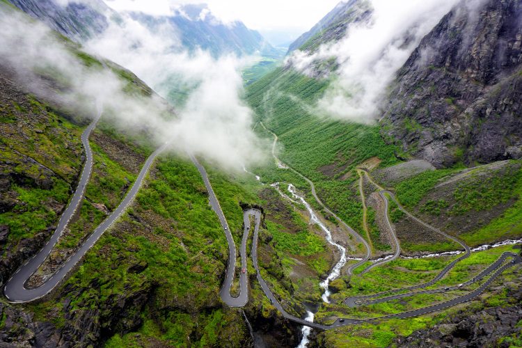 Ein Meisterwerk der Ingenieurskunst: Gebirgsstraße Trollstigen