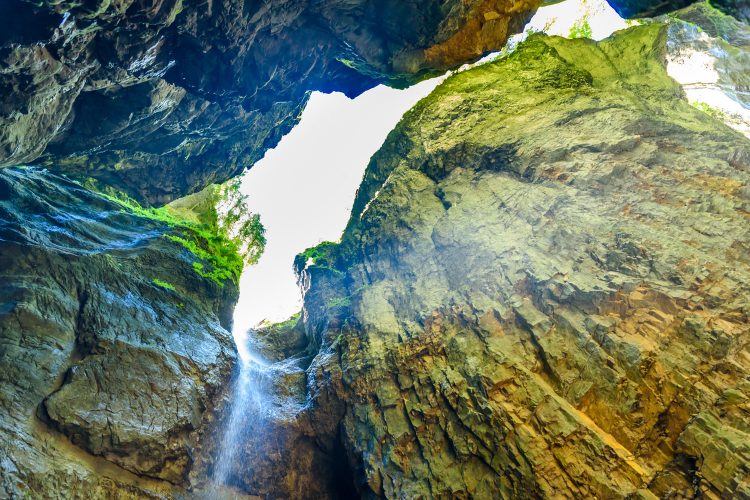 Die schmale Felsflucht der Breitachklamm