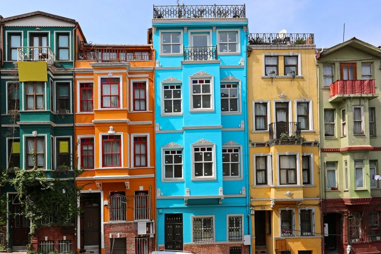 Farbenfrohe Häuser in Balat