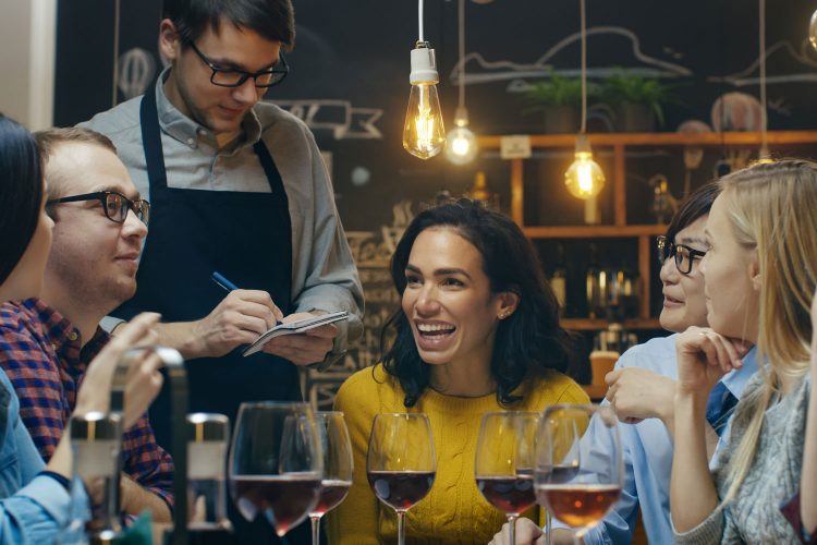 Günstig Essen gehen - am besten außerhalb des Stadtzentrums