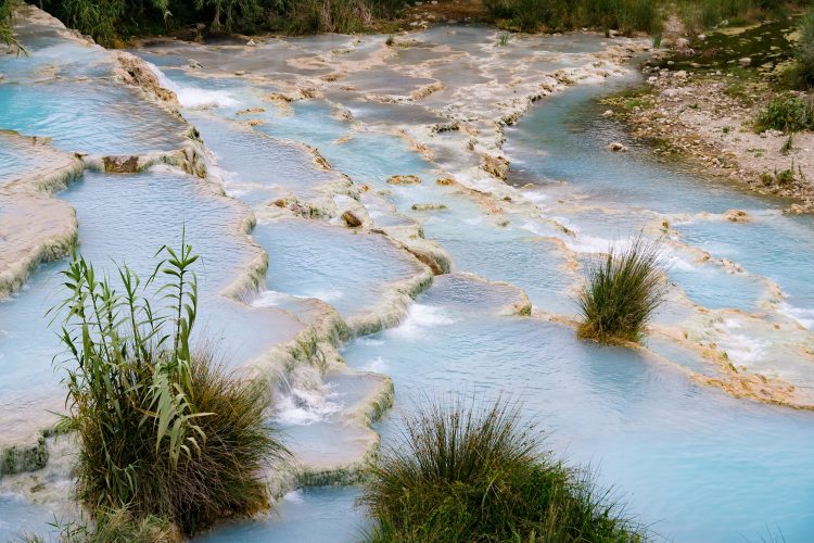 Sinterbecken der Cascate del Mulino